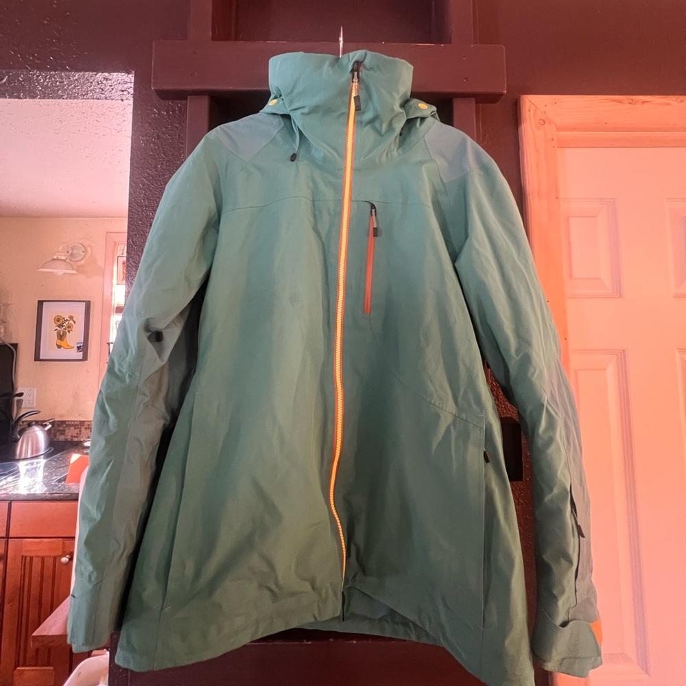 Burton AK GORETEX winter ski jacket - M